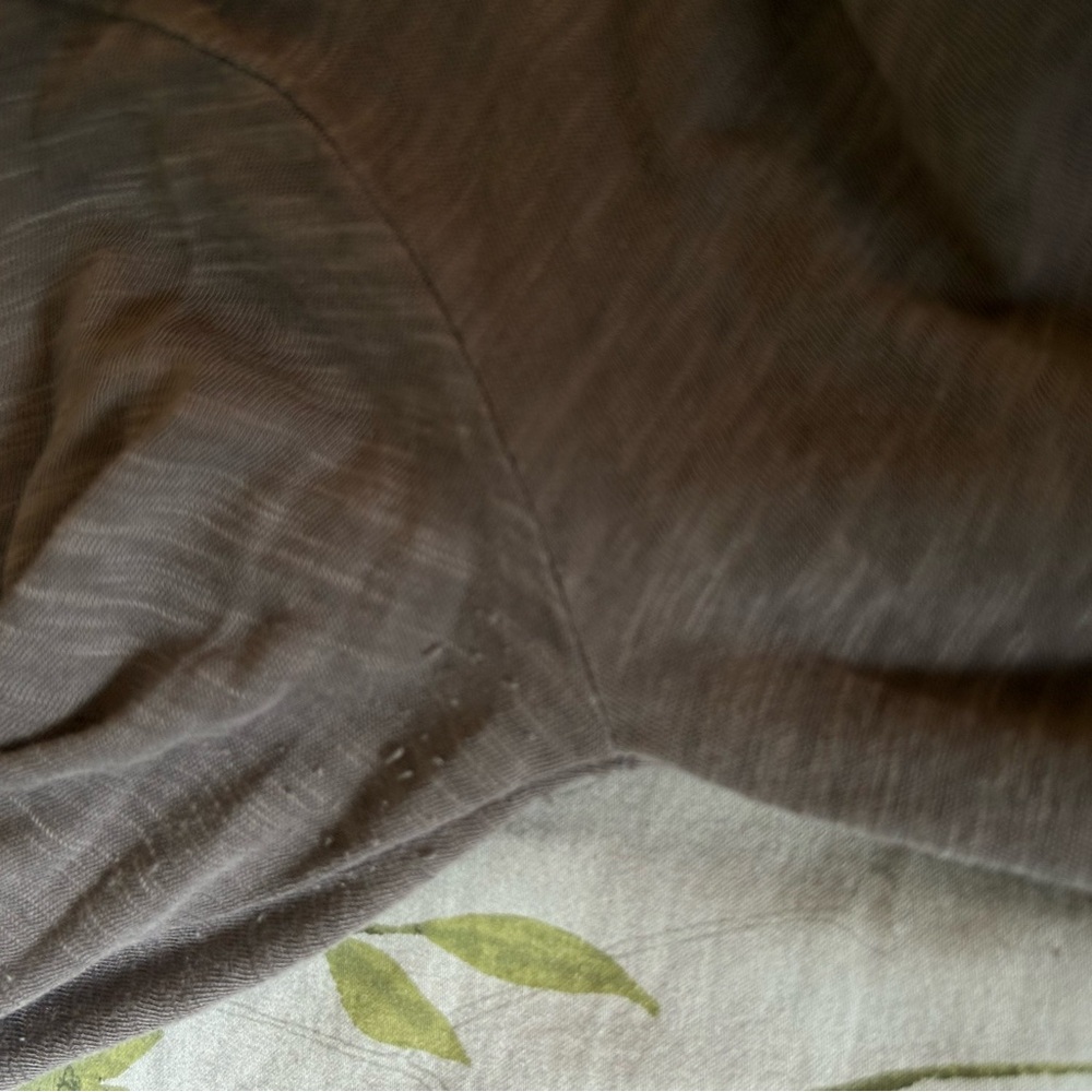 Athleta Dark Taupe tee, Small - Picture 3 of 4